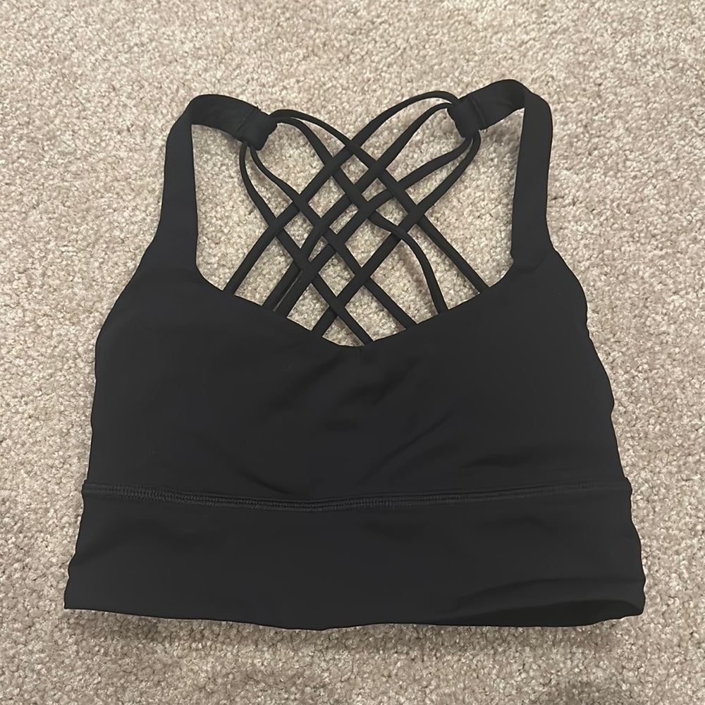 Lululemon sports bra